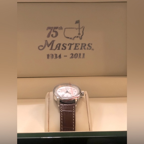 Ladies gently worn Masters watch 2011 106 of only 400 made. Excellent condition main image 12